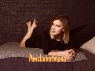 Ameliahotblond