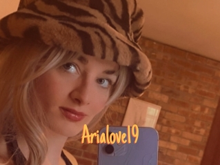 Arialove19