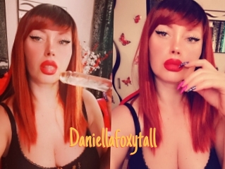 Daniellafoxytall