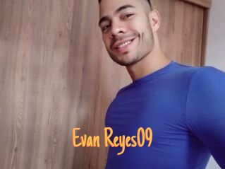 Evan_Reyes09