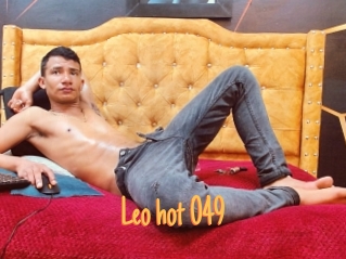 Leo_hot_049