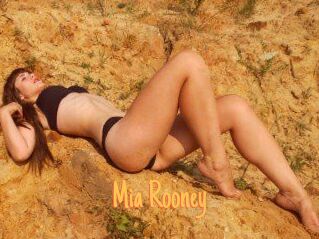 Mia_Rooney