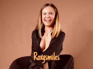 Roxysmiles